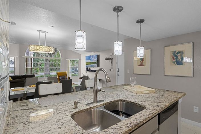 Image No.8-3 Bed Apartment for sale