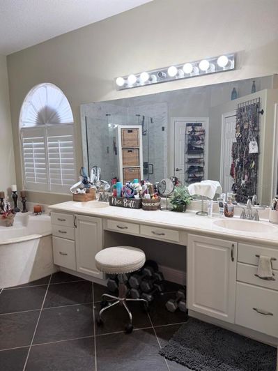 Image No.11-3 Bed House for sale