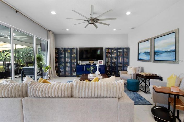 Image No.16-5 Bed House for sale