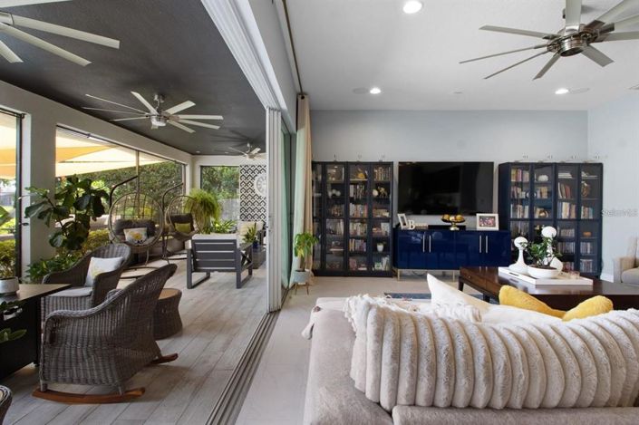 Image No.17-5 Bed House for sale