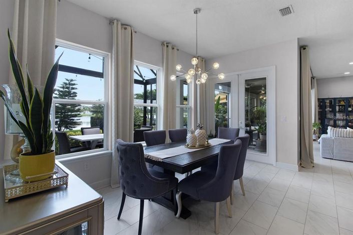 Image No.24-5 Bed House for sale