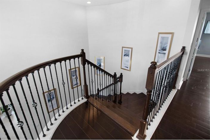 Image No.33-5 Bed House for sale