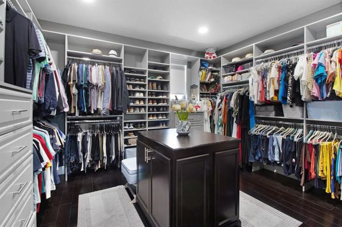 Image No.41-5 Bed House for sale