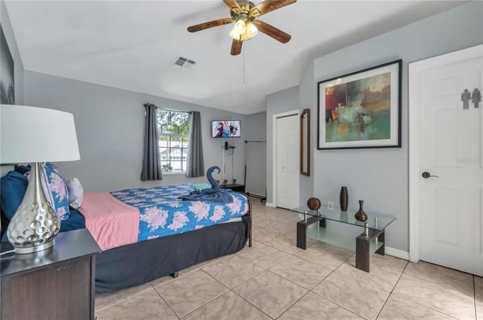 Image No.38-3 Bed House for sale