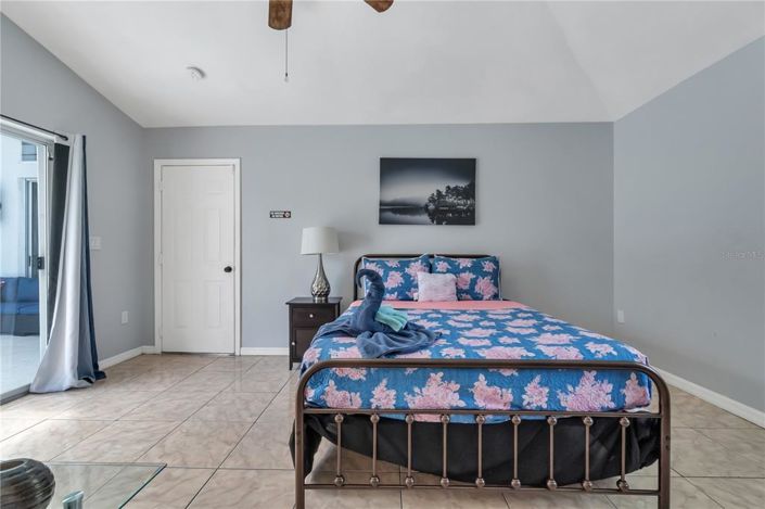 Image No.39-3 Bed House for sale