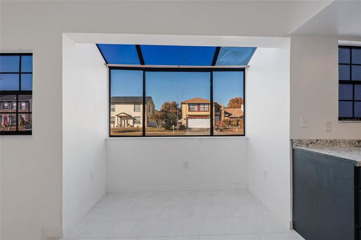 Image No.17-3 Bed House for sale