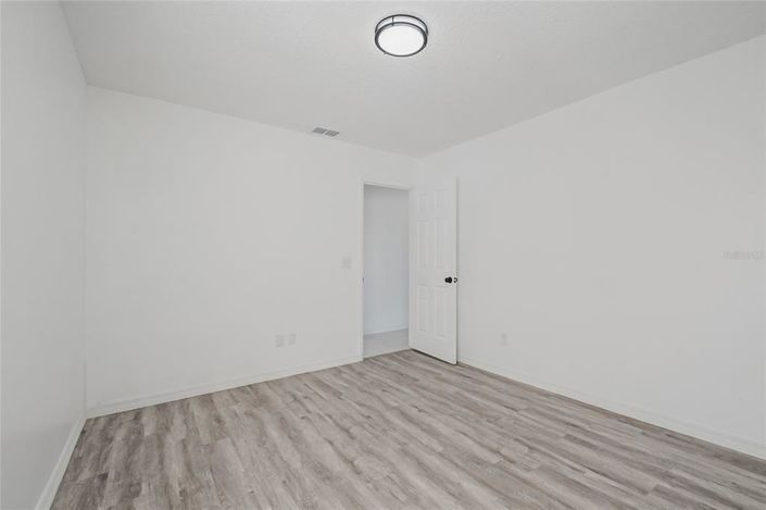 Image No.31-3 Bed House for sale