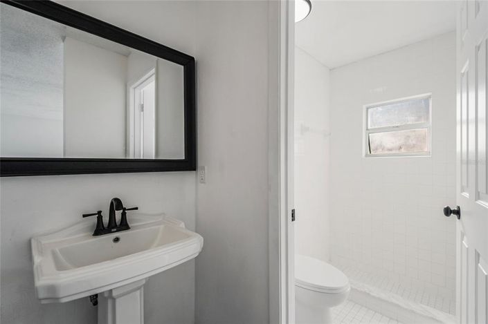 Image No.39-3 Bed House for sale