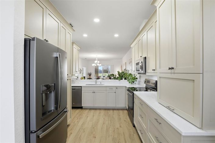 Image No.14-2 Bed Townhouse for sale