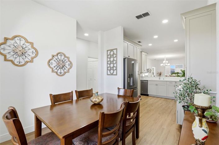 Image No.19-2 Bed Townhouse for sale