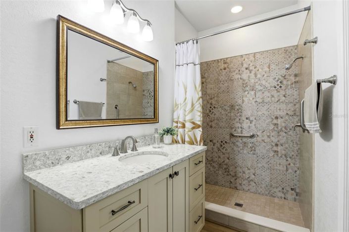 Image No.22-2 Bed Townhouse for sale