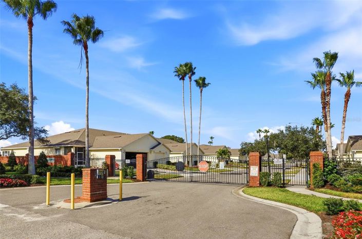 Image No.38-2 Bed Townhouse for sale