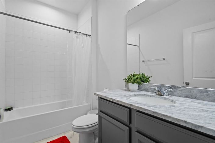 Image No.23-5 Bed House for sale