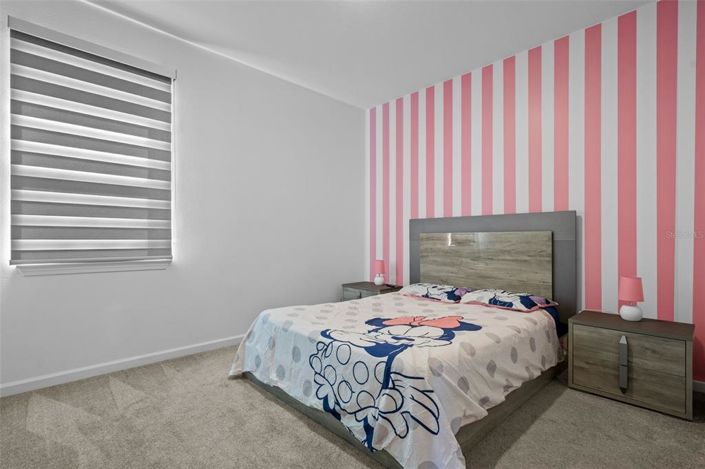 Image No.25-5 Bed House for sale