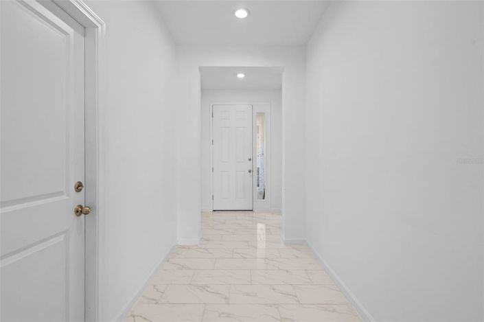 Image No.36-5 Bed House for sale