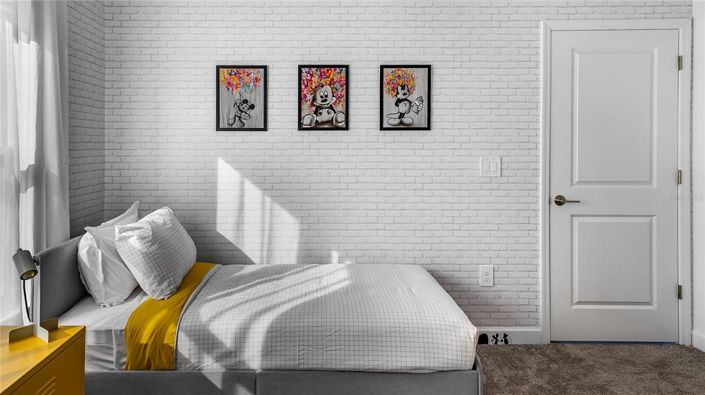 Image No.27-5 Bed Townhouse for sale