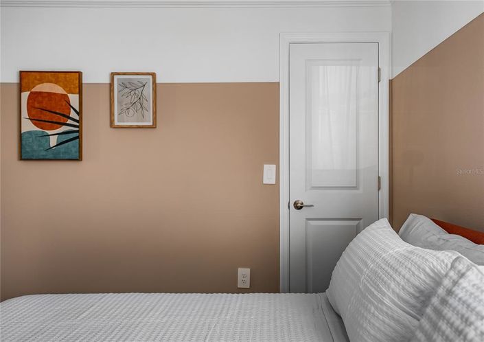 Image No.35-5 Bed Townhouse for sale