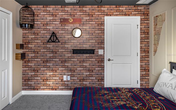 Image No.45-5 Bed Townhouse for sale