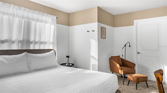 Image No.50-5 Bed Townhouse for sale