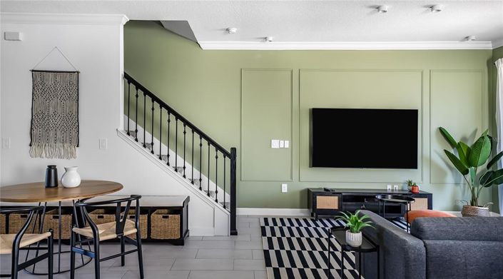 Image No.8-5 Bed Townhouse for sale