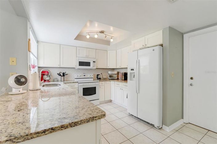 Image No.12-3 Bed House for sale