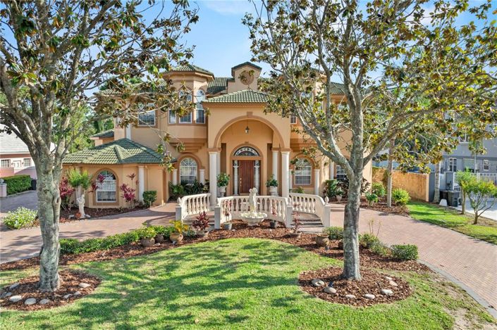 Image No.2-5 Bed House for sale