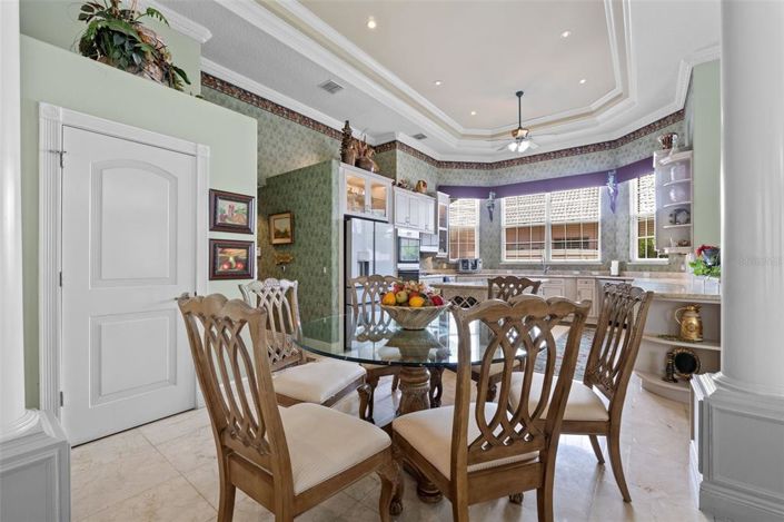 Image No.26-5 Bed House for sale