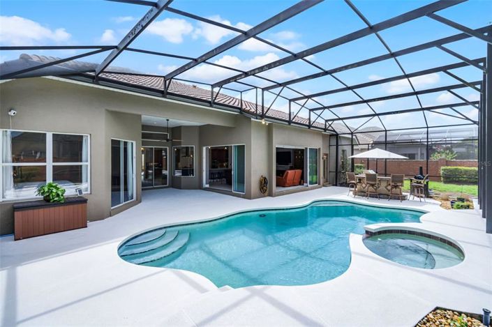 Image No.38-5 Bed House for sale