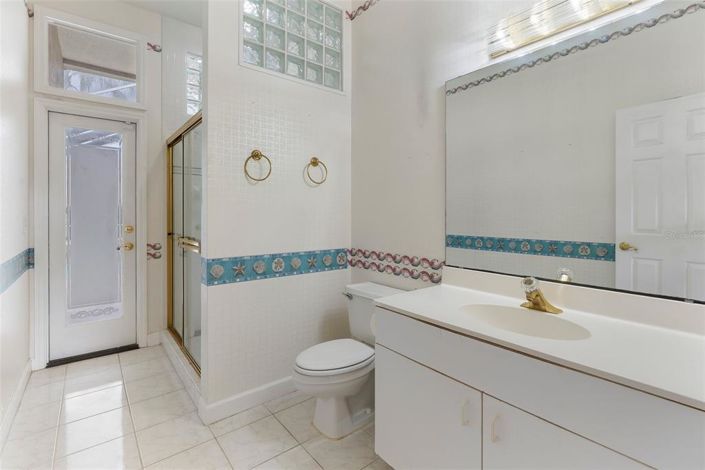 Image No.26-5 Bed House for sale