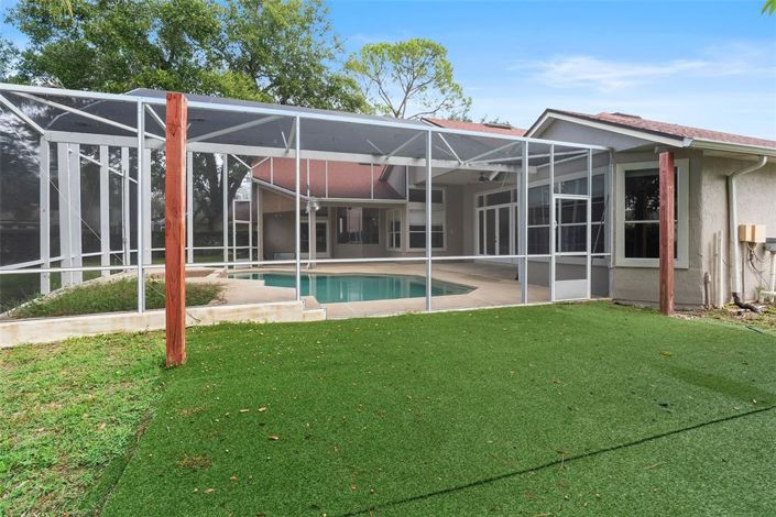 Image No.36-5 Bed House for sale