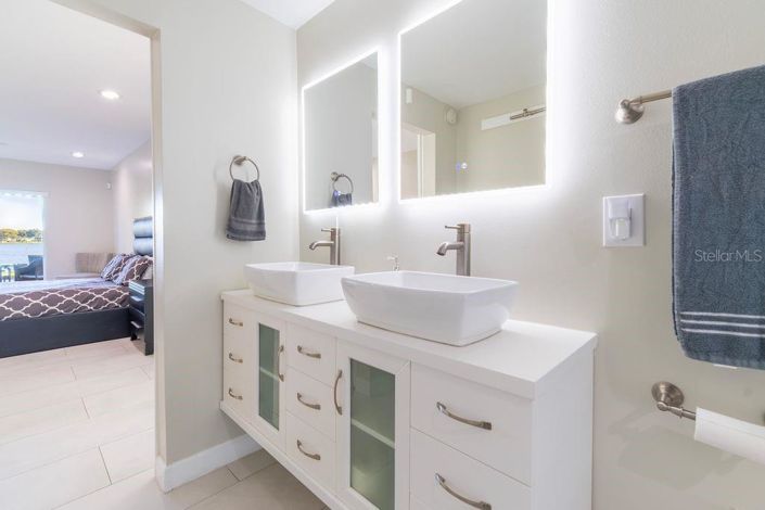 Image No.15-5 Bed House for sale