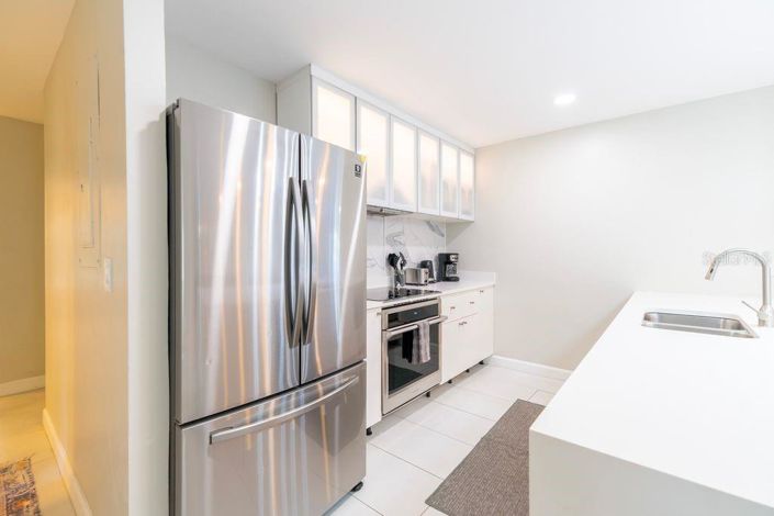 Image No.24-5 Bed House for sale