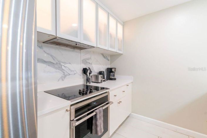 Image No.26-5 Bed House for sale