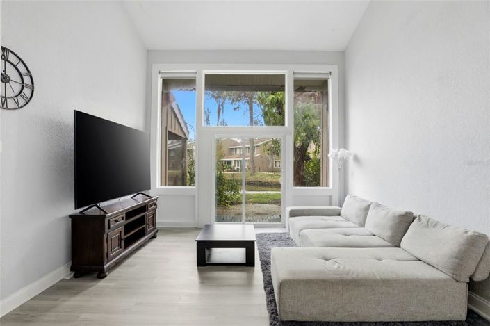 Image No.11-1 Bed Apartment for sale