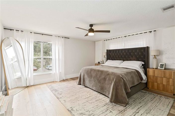 Image No.21-5 Bed House for sale