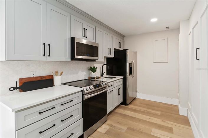 Image No.35-5 Bed House for sale