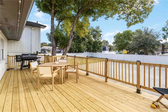 Image No.40-5 Bed House for sale