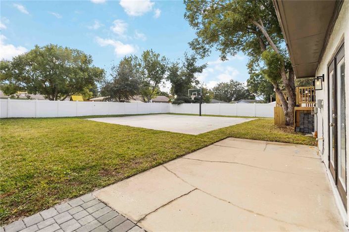 Image No.45-5 Bed House for sale