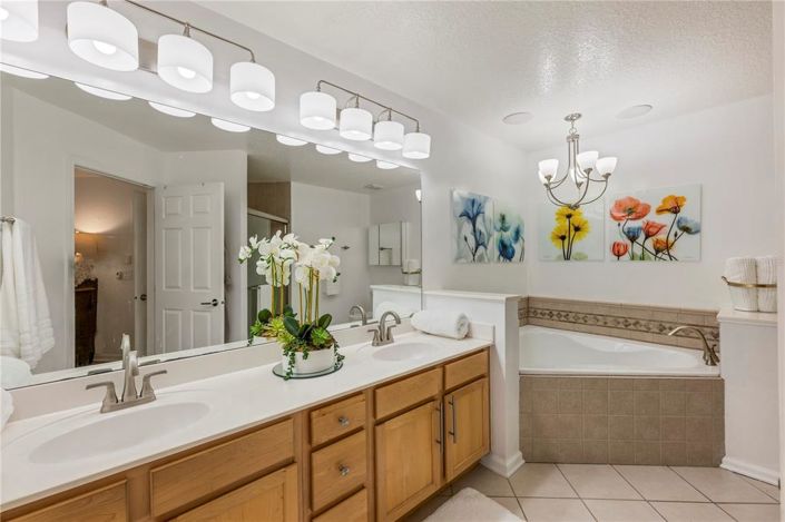 Image No.17-3 Bed House for sale