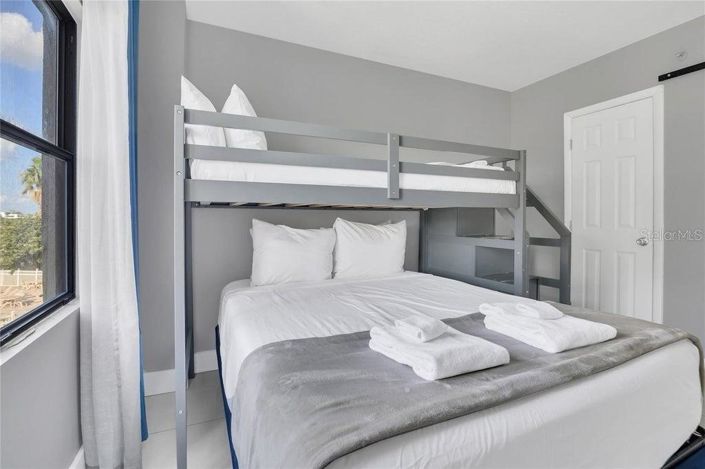 Image No.26-2 Bed Apartment for sale