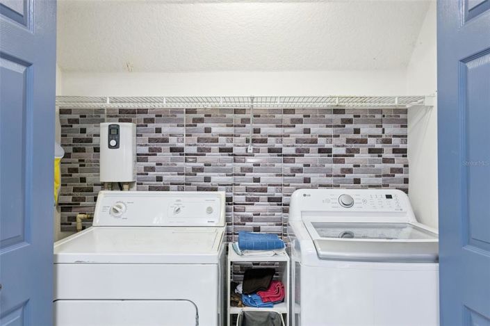 Image No.14-3 Bed Townhouse for sale