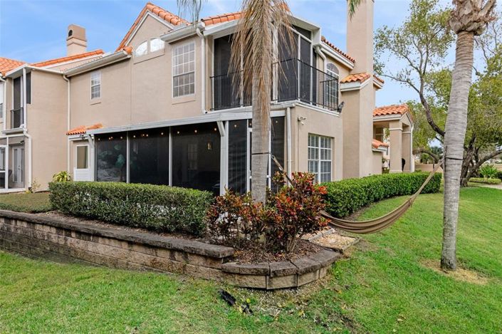 Image No.28-3 Bed Townhouse for sale