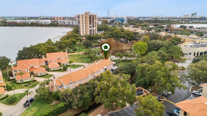 Image No.31-3 Bed Townhouse for sale