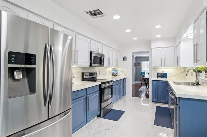 Image No.9-3 Bed Townhouse for sale