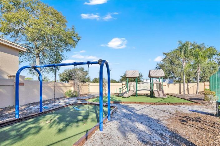 Image No.24-3 Bed Apartment for sale