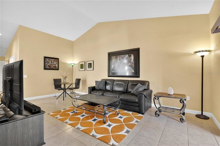 Image No.5-3 Bed Apartment for sale