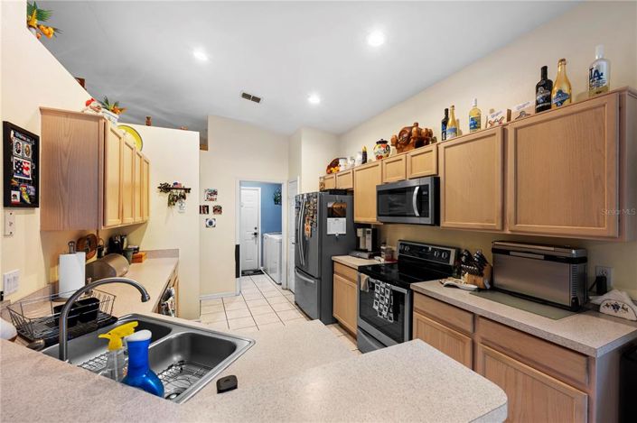 Image No.22-3 Bed House for sale