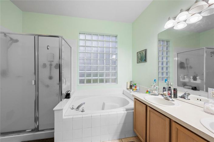 Image No.26-3 Bed House for sale