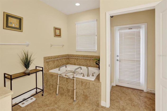 Image No.38-Maison de 8 chambres à vendre à Saint John