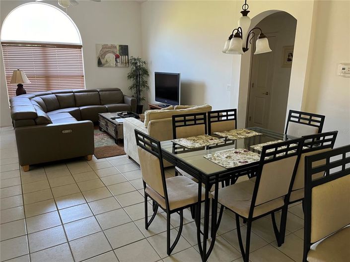 Image No.27-4 Bed House for sale